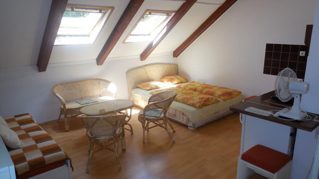 Vadasztanya Apartmanhazak Siófok Zewnętrze zdjęcie