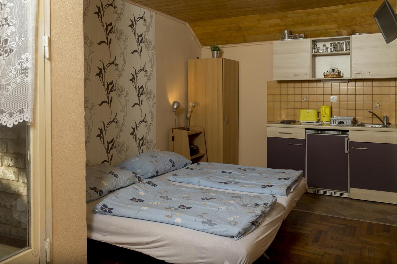 Vadasztanya Apartmanhazak Siófok Zewnętrze zdjęcie