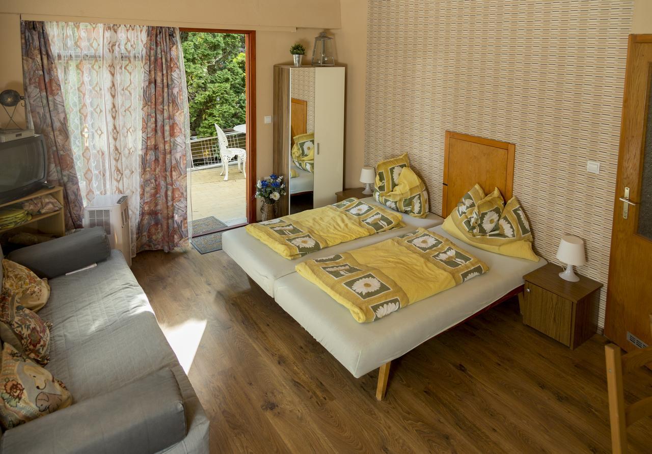 Vadasztanya Apartmanhazak Siófok Zewnętrze zdjęcie